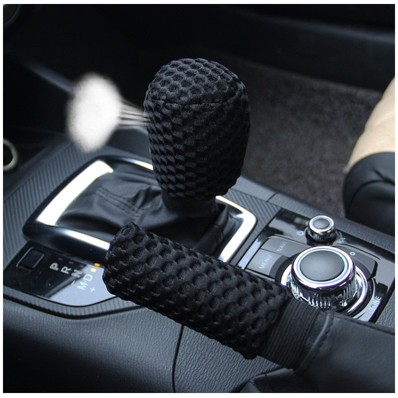 Universal steering wheel cover